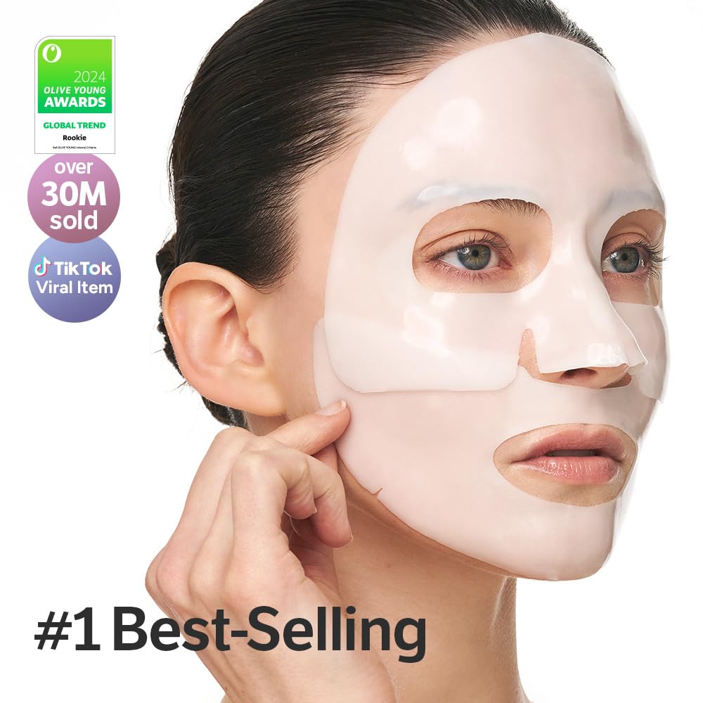 SUNGBOON EDITOR mask soaked in essence demonstrating moisturized formula