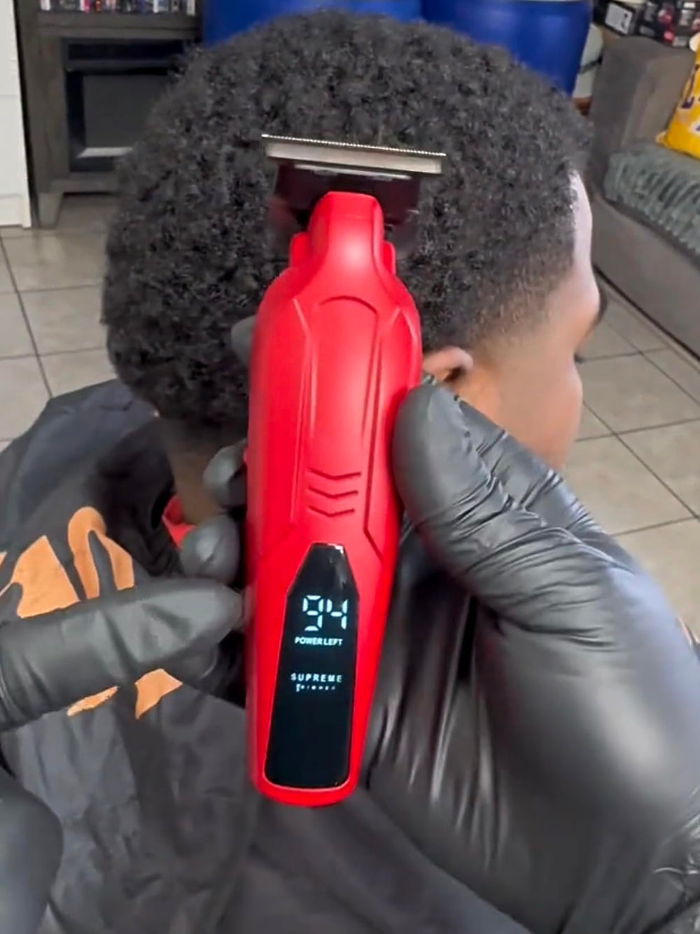 Supreme Trimmer Vader Lite packaging and included accessories showing full kit readiness