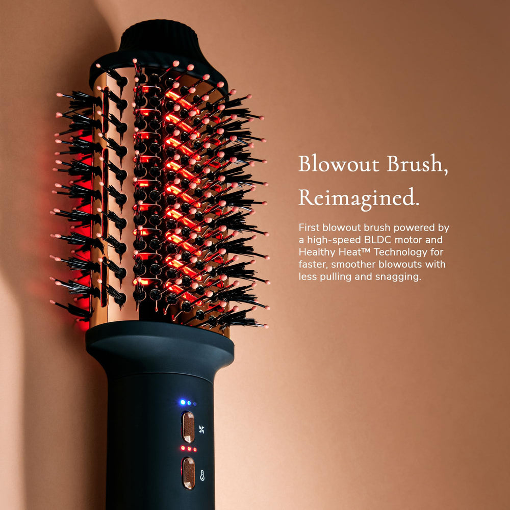 SUTRA IR2 bristles detail showing nylon and boar mix for detangling and shine