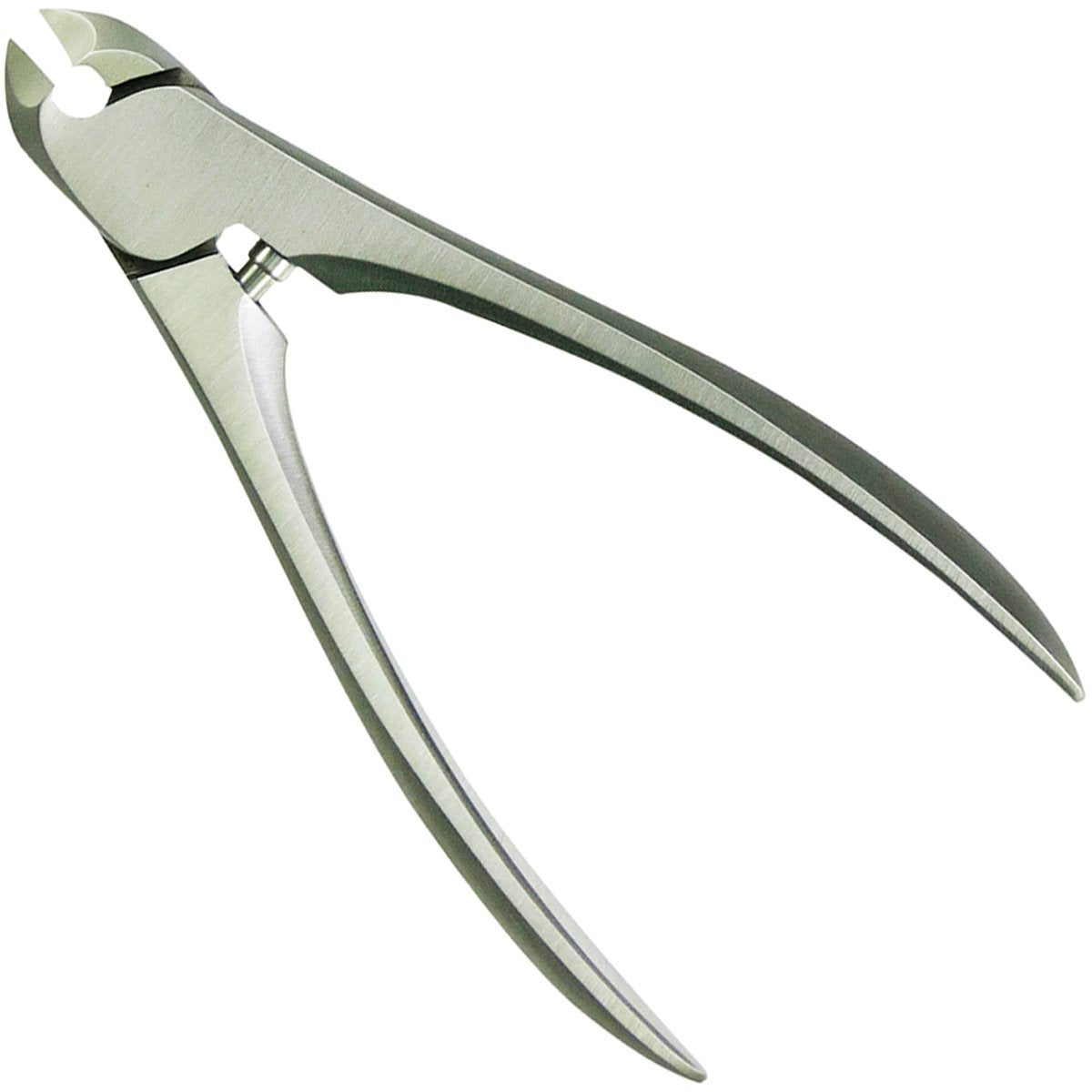 Suwada close-up of cutting blades highlighting sharp edge and accurate trim benefit