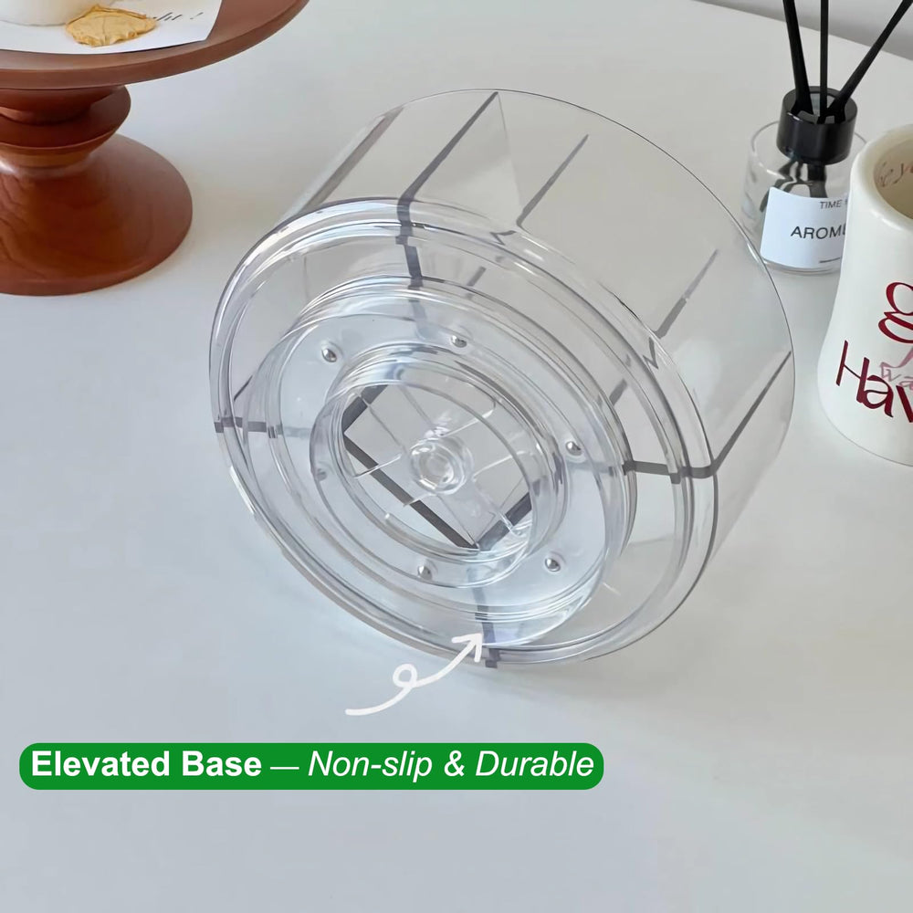 Taiuloo organizer beside hand to show compact size and practical scale