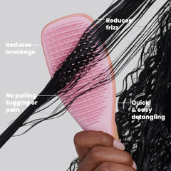 TANGLE TEEZER detail of tooth texture demonstrating gentle glide