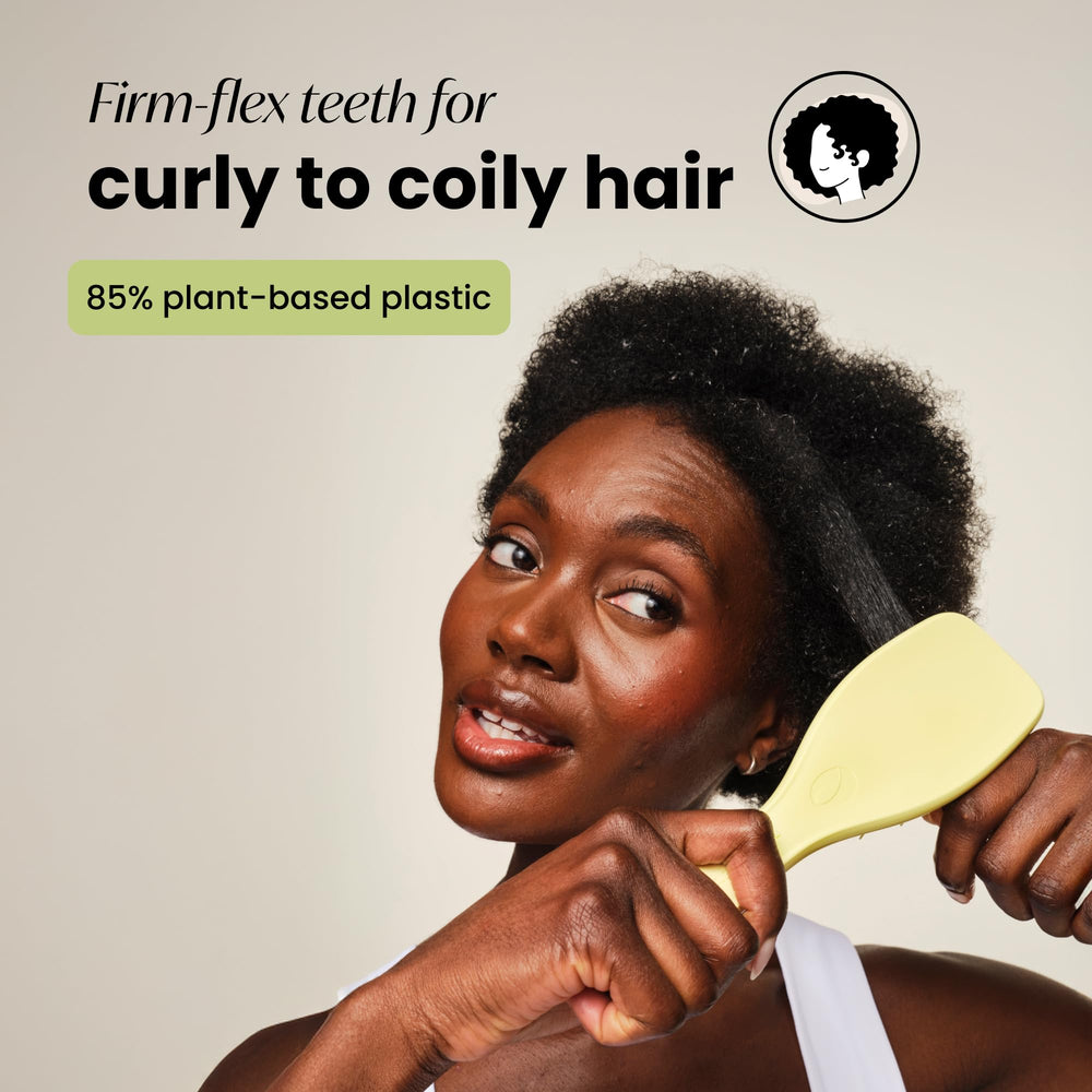 TANGLE TEEZER close-up of patented teeth that protect curls and reduce frizz