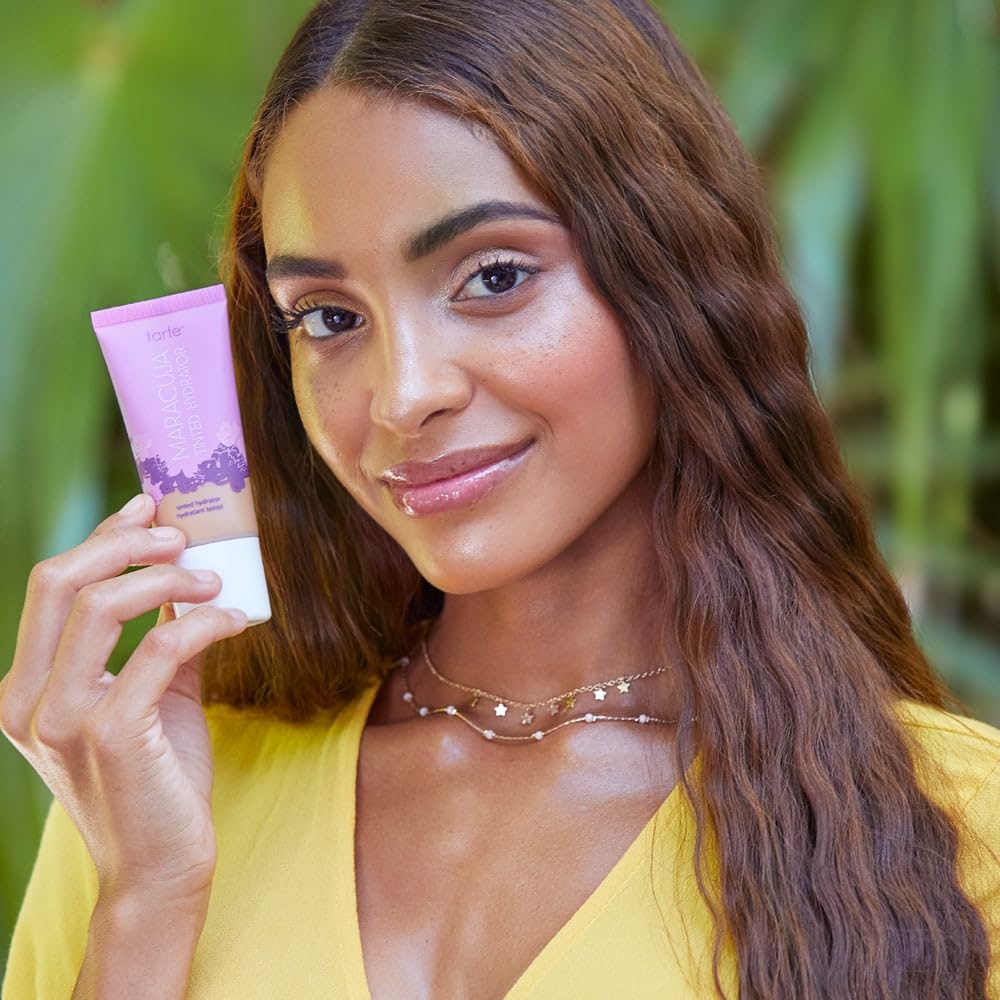 tarte moisturizer texture close-up showing smooth hydrating finish
