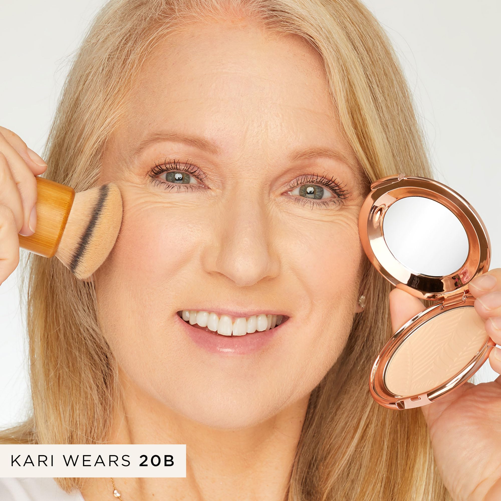 tarte powder with Amazonian clay visual emphasizing oil-absorbing, longwear properties