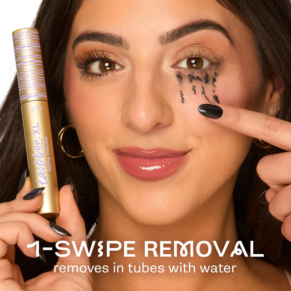 tarte mascara application on model delivering lifted, voluminous lashes