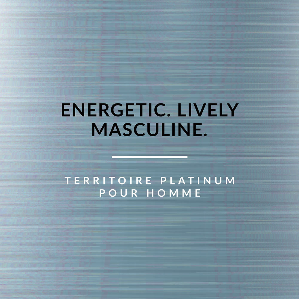 Territoire Classic Platinum bottle cap and glass detail highlighting premium finish