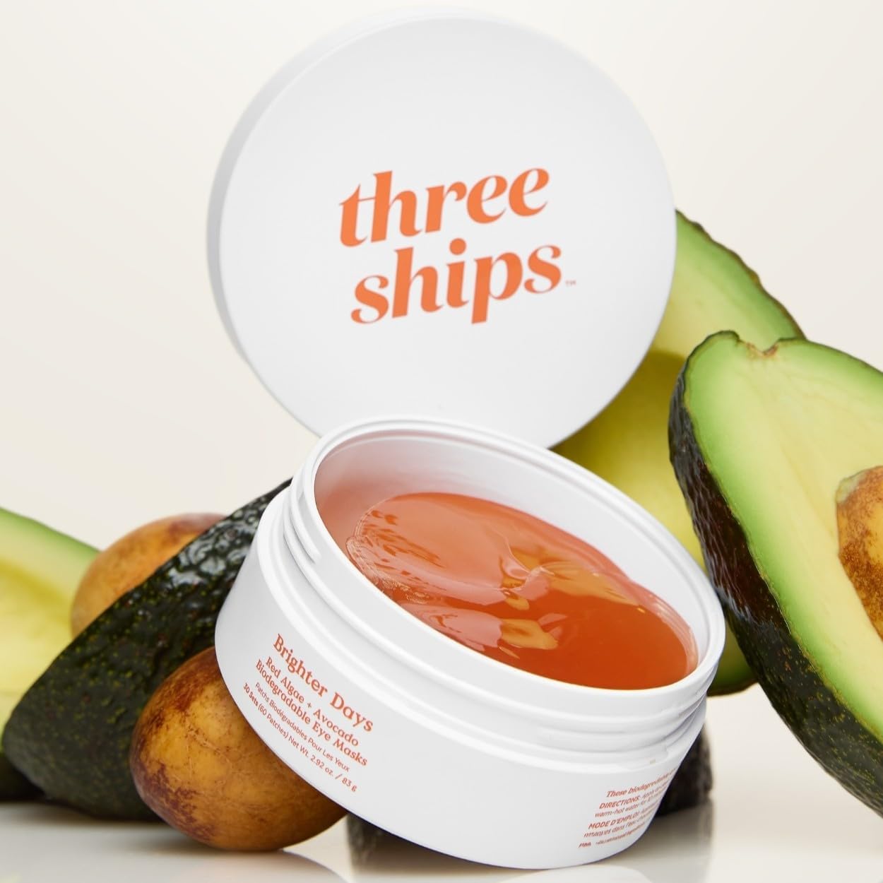 Three Ships hydrogel texture detail revealing smooth surface for enhanced serum delivery