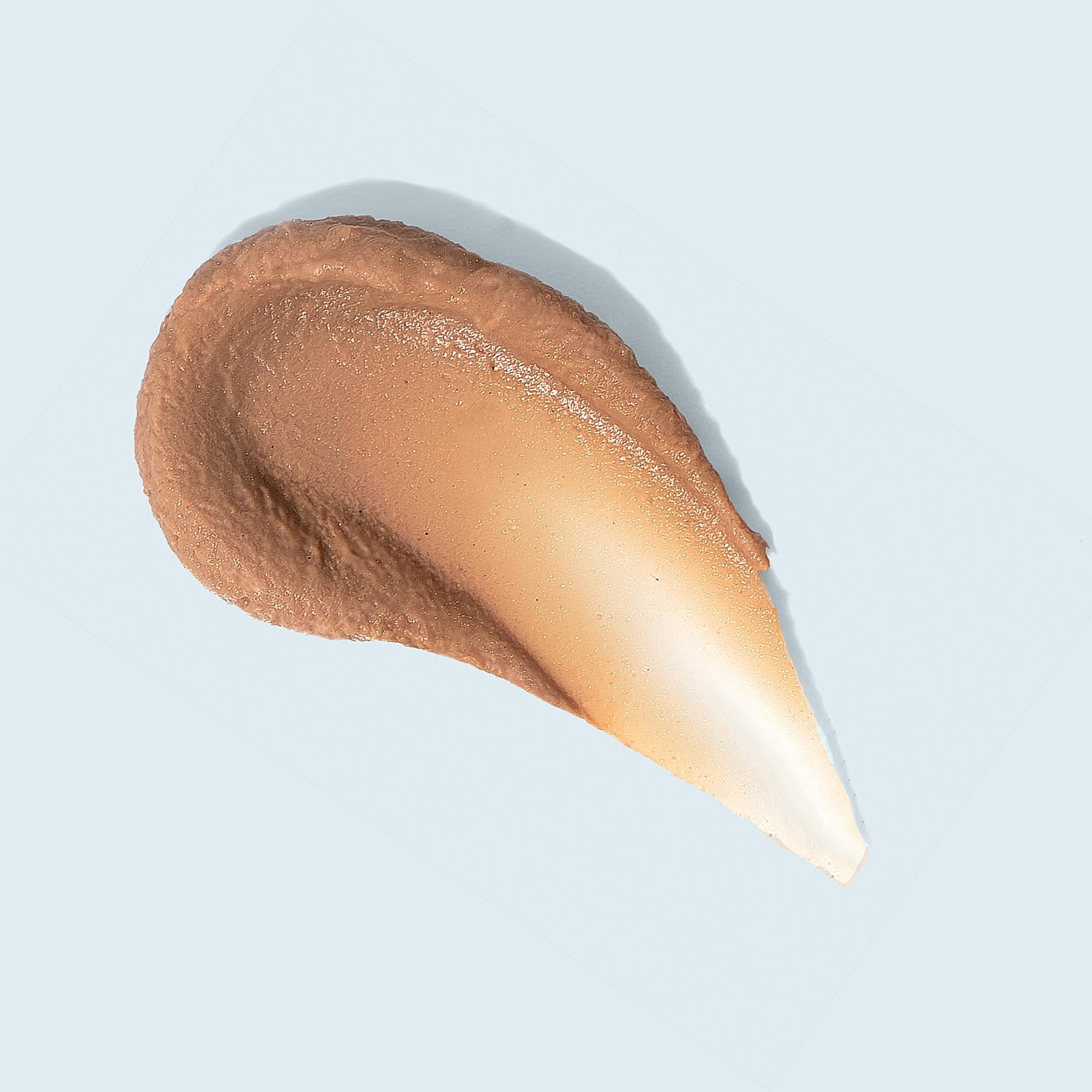 TIZO TiZO3 cream texture close-up highlighting smooth matte feel