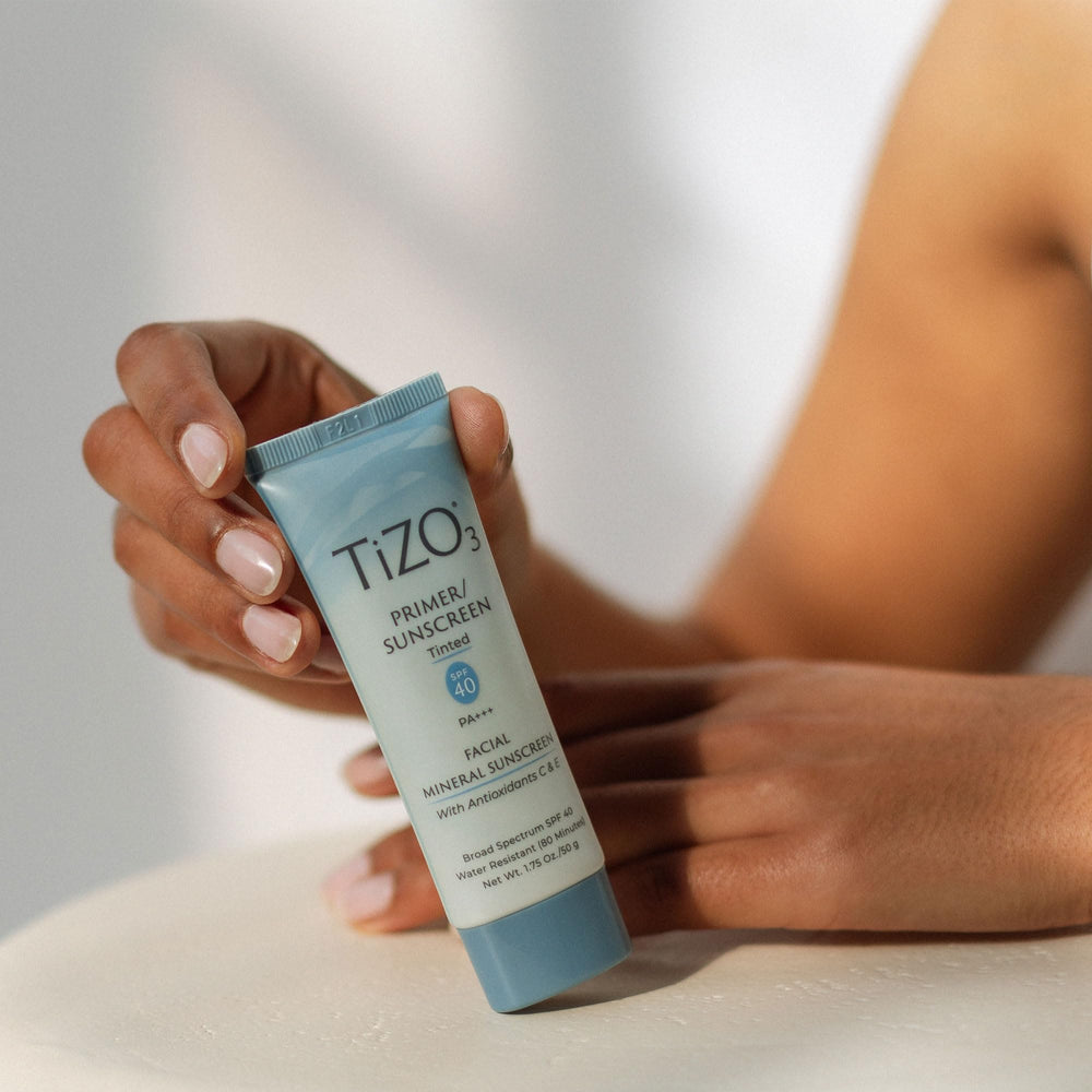 TIZO TiZO3 under foundation demonstrating primer effect