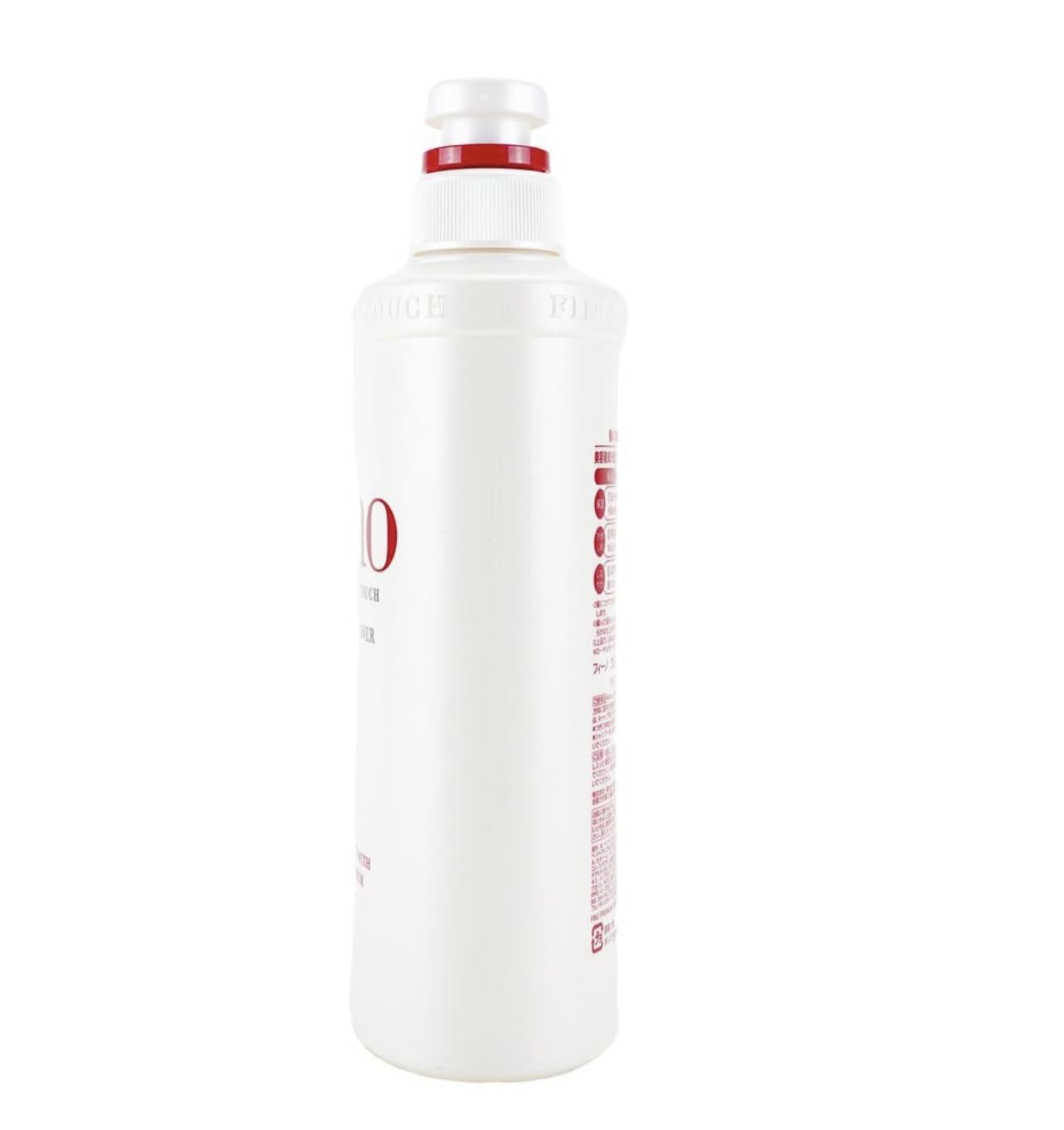 TJ SIGNATURE conditioner applied to towel-dried hair highlighting smoothness and styling ease