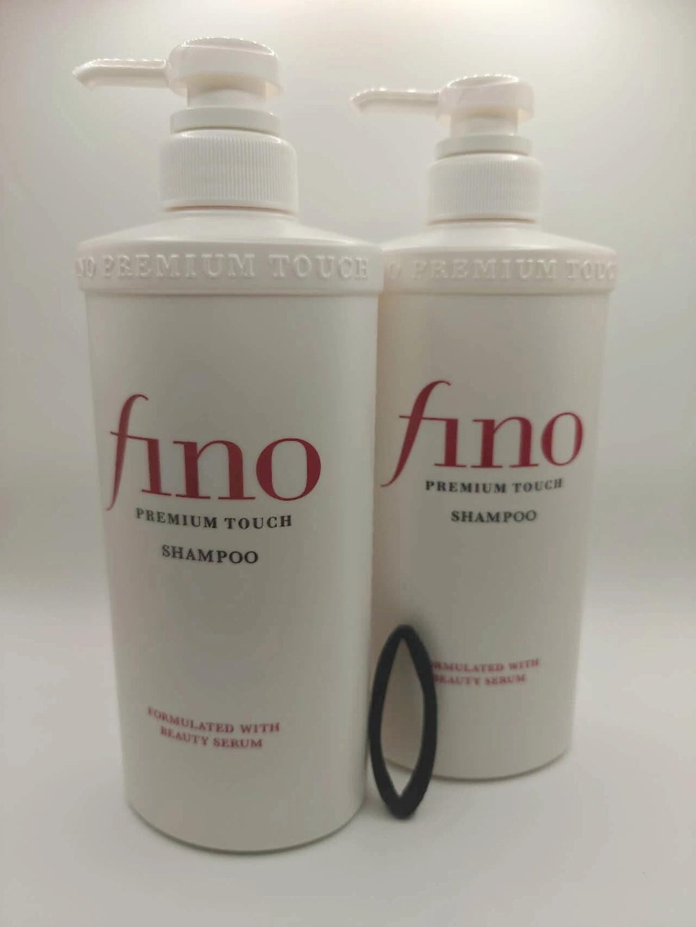 TJ SIGNATURE Fino pump close-up demonstrating easy dispensing benefit