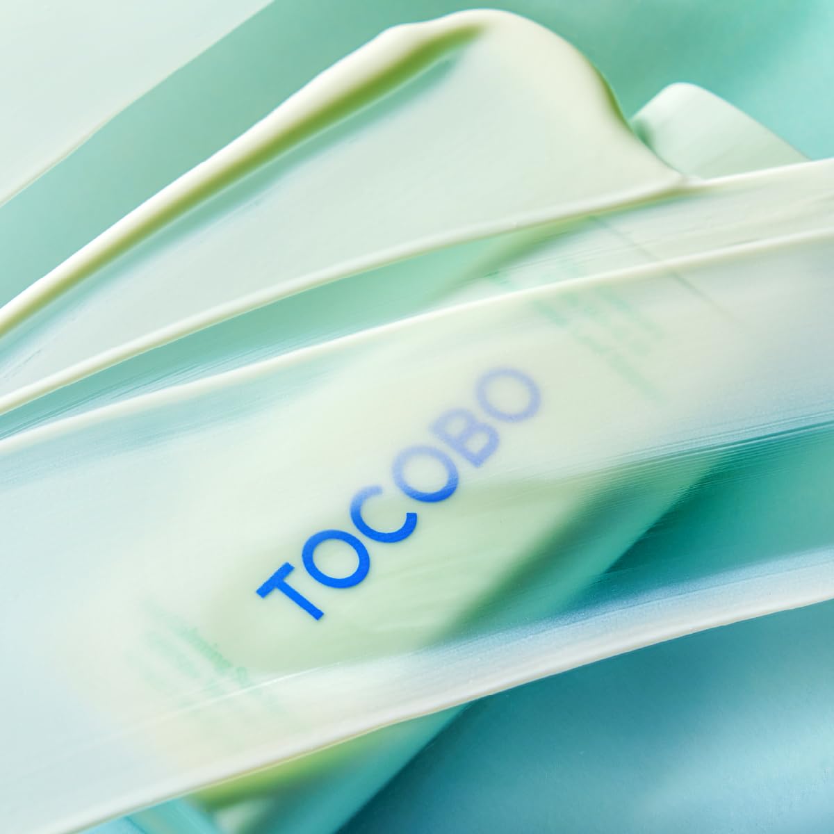 TOCOBO product label close-up displaying active calming ingredients