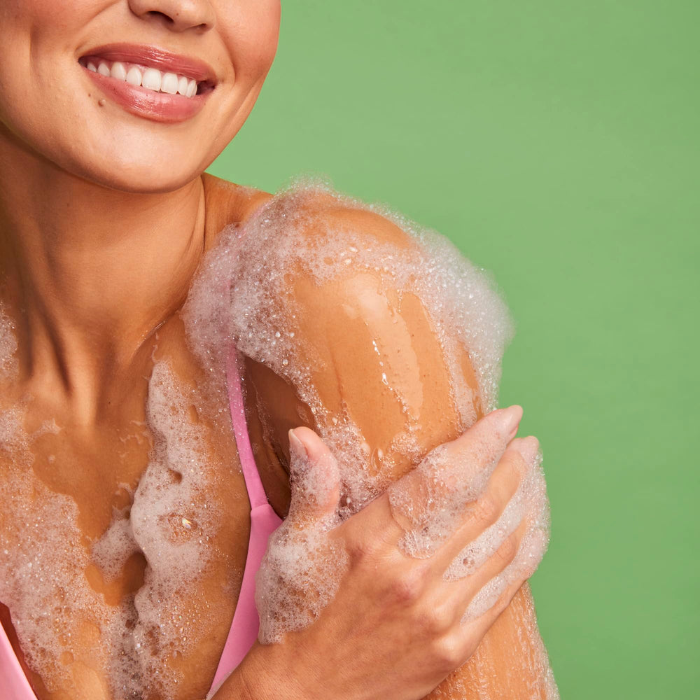 Tree Hut foaming gel wash pump dispensing lather for gentle cleansing