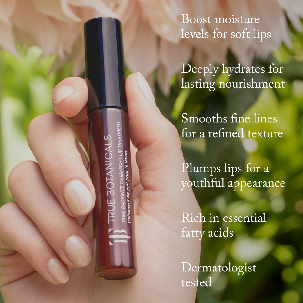 True Botanicals cloudberry seed oil ingredient shot illustrating nourishing fatty acids