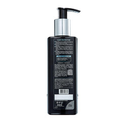 TRUSS cream-gel texture close-up showing lightweight hydrating formula