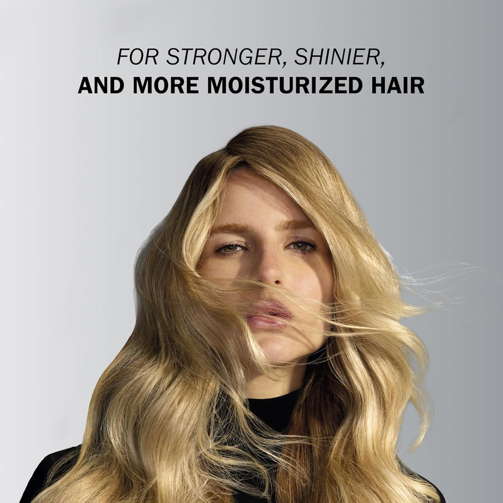 TRUSS creamy lather texture highlighting gentle cleansing and hydration benefit
