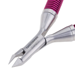 Tweezerman close-up of looped handle improving grip and control
