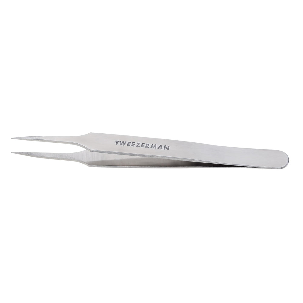 Tweezerman pointed tips front view showing precise grip benefit