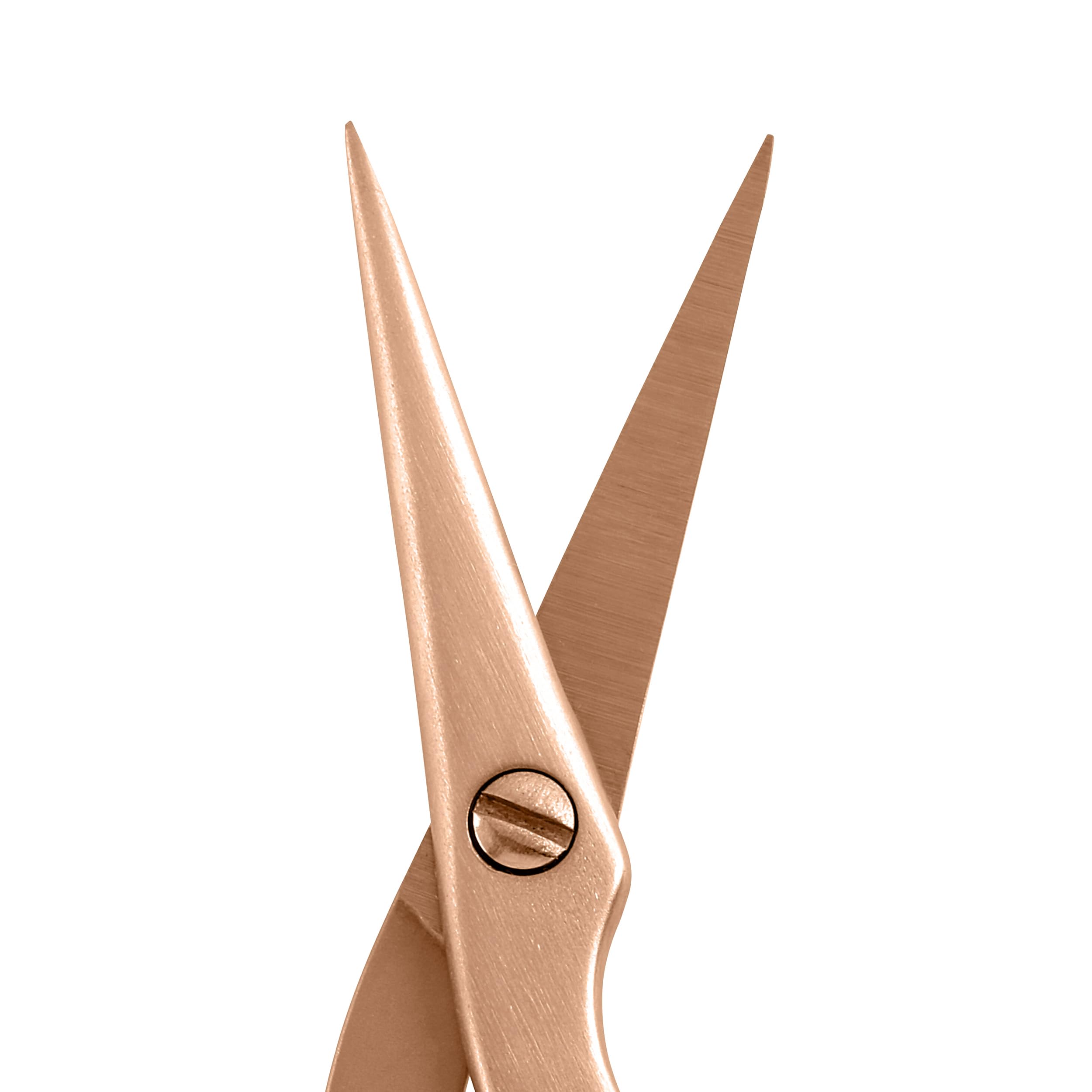 Tweezerman scissors close-up of stainless-steel blades for precision trimming benefit