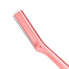 Tweezerman razor close-up of blade for precise hair removal and exfoliation