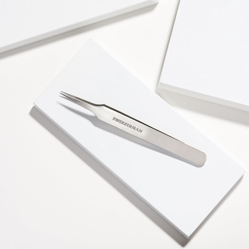 Tweezerman tip alignment close angle ensuring reliable precision