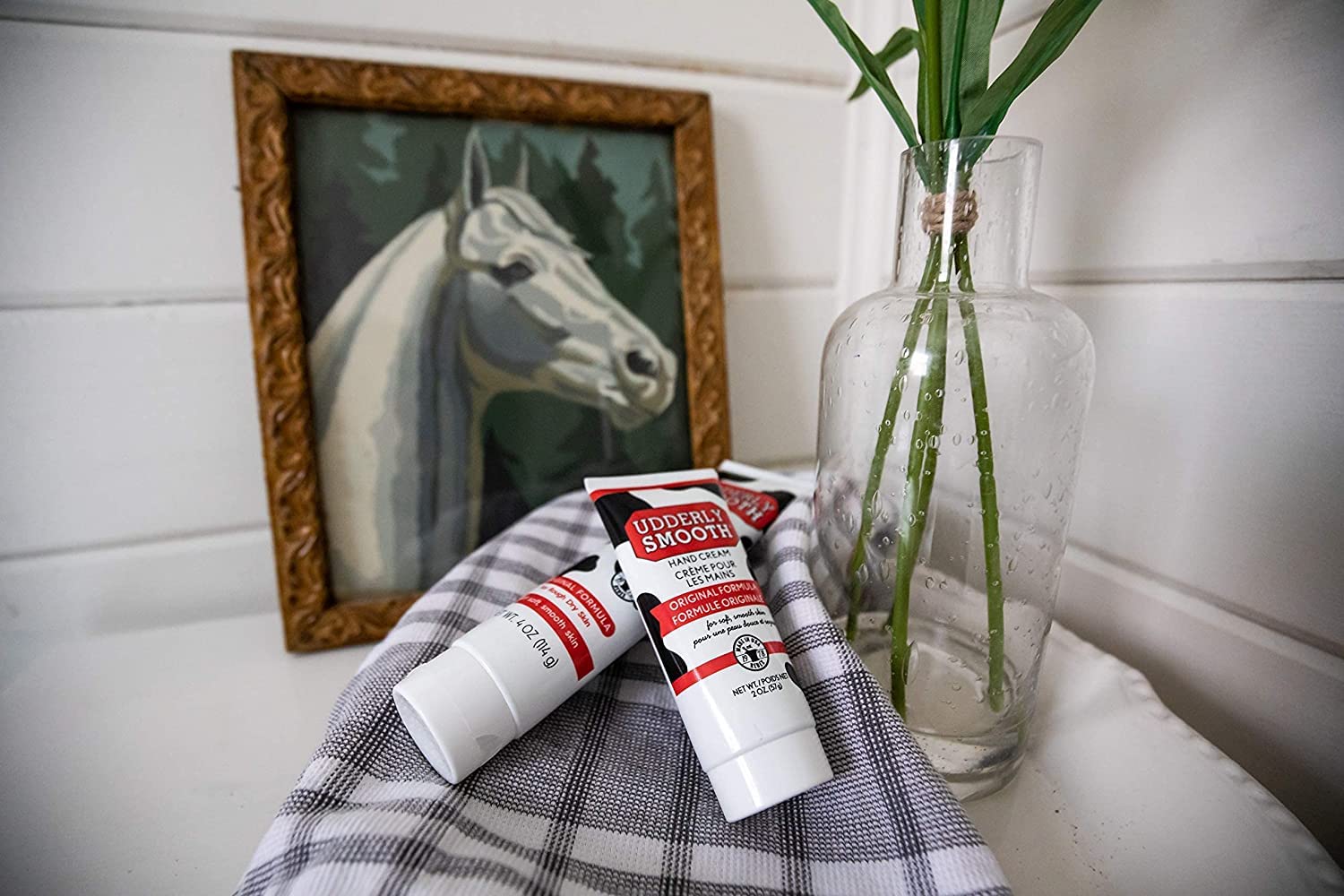 UDDERLY SMOOTH tubes inside a bag for easy portability benefit