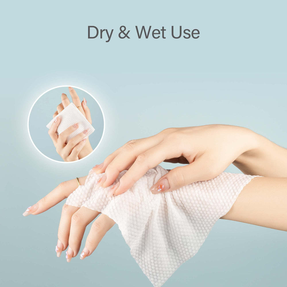 UNIFREE fiber texture detail highlighting strength and absorbency benefit
