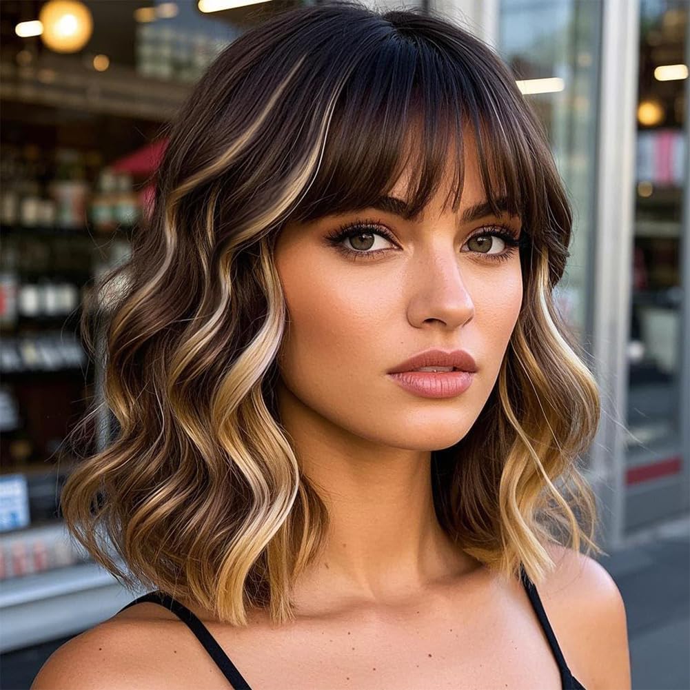 Veally front view blonde-highlight bob showing natural face-framing benefit