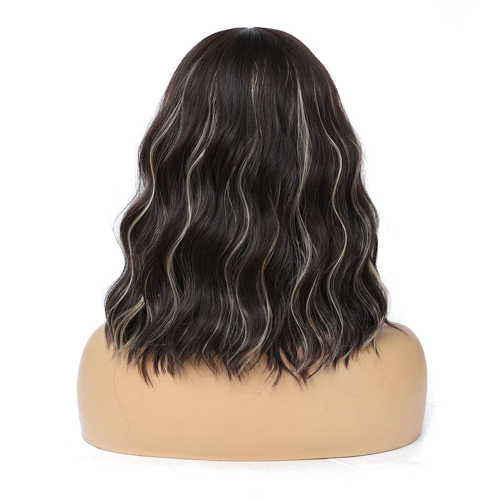 Veally lifestyle party look showing how the wig elevates outfits benefit