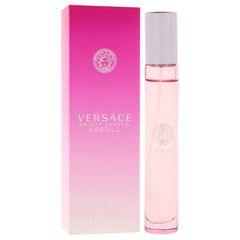 Versace Bright Crystal Absolu liquid texture image conveys concentrated fragrance and silkiness.