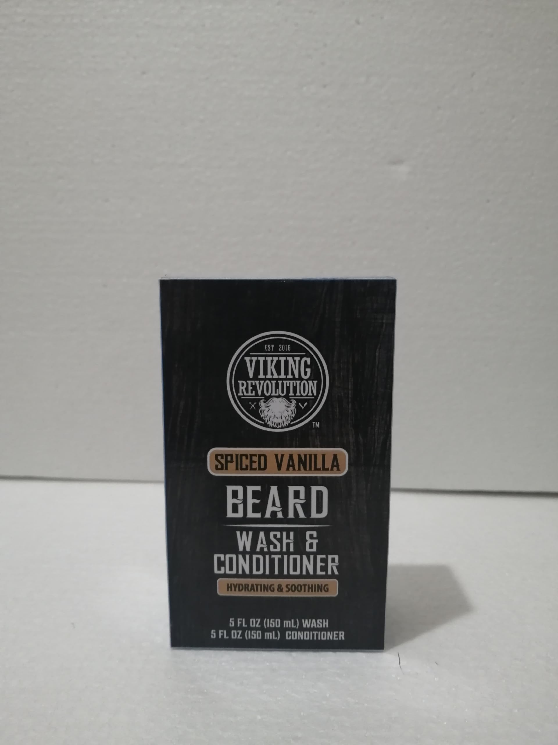 Viking Revolution shampoo pump close-up highlighting easy dispensing benefit