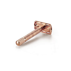 VIKINGS BLADE razor opened for blade change demonstrating easy use