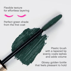 Vivienne Sabó swatch of green pigment showing vivid color payoff