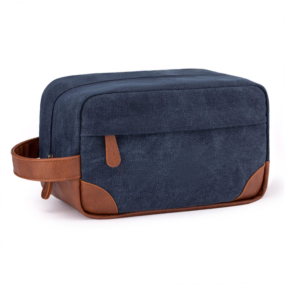 Vorspack front view showing navy canvas and organized exterior pocket benefit of quick access