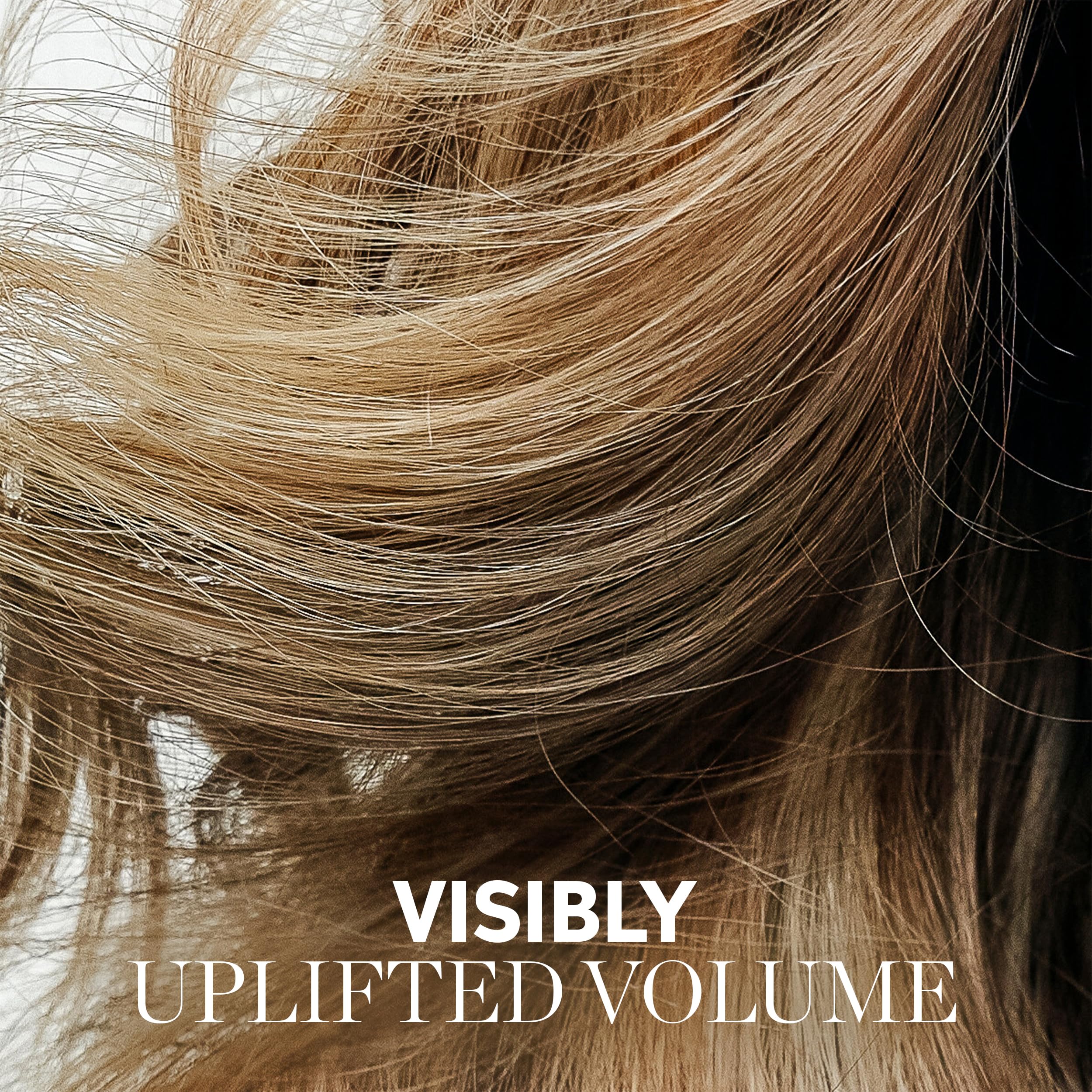 Wella Professionals texture and mist from nozzle for lightweight application