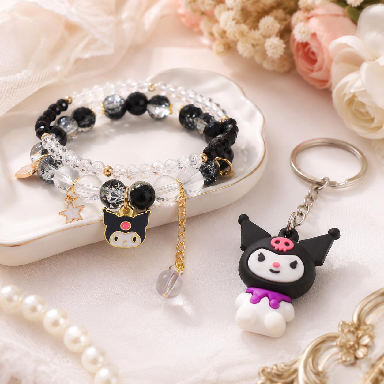 WINBBY silicone coin purse and keychain close-up for water resistance