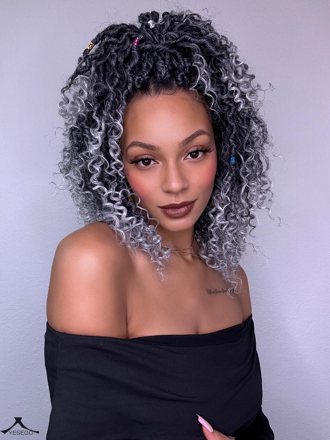 YESEGO full-head display with six packs laid out, sufficient coverage benefit