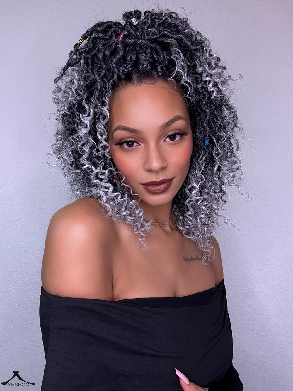 YESEGO full-head display with six packs laid out, sufficient coverage benefit