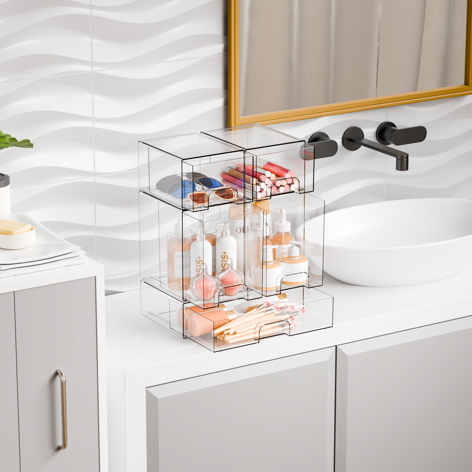 Yieach holding makeup and brushes for quick morning routines