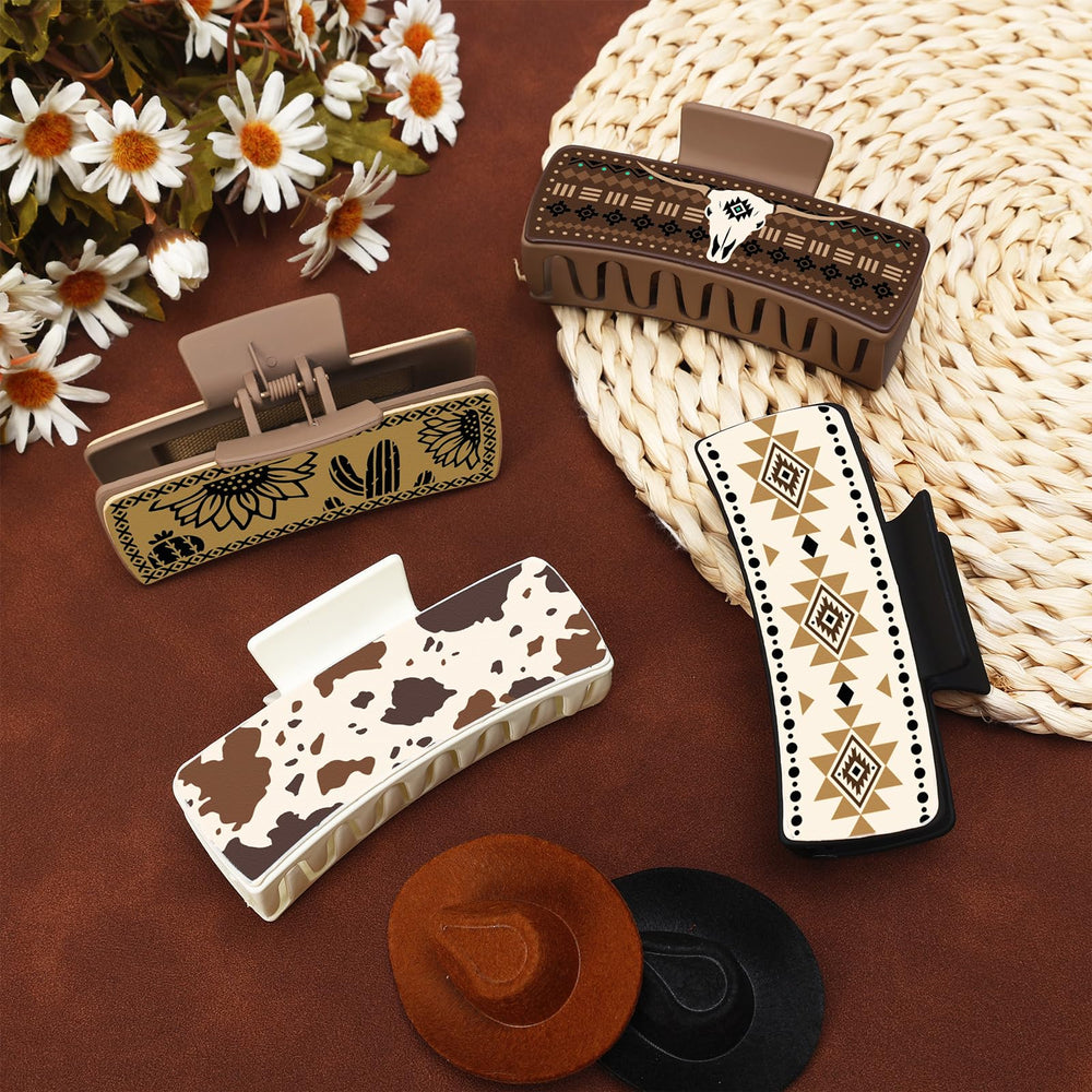 Yussti clip in boho outfit scene illustrating western style and outfit-coordination benefit