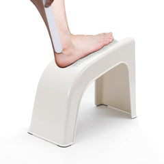 ZLMHYYM stool front view shows stable platform and compact profile benefit ergonomic shaving