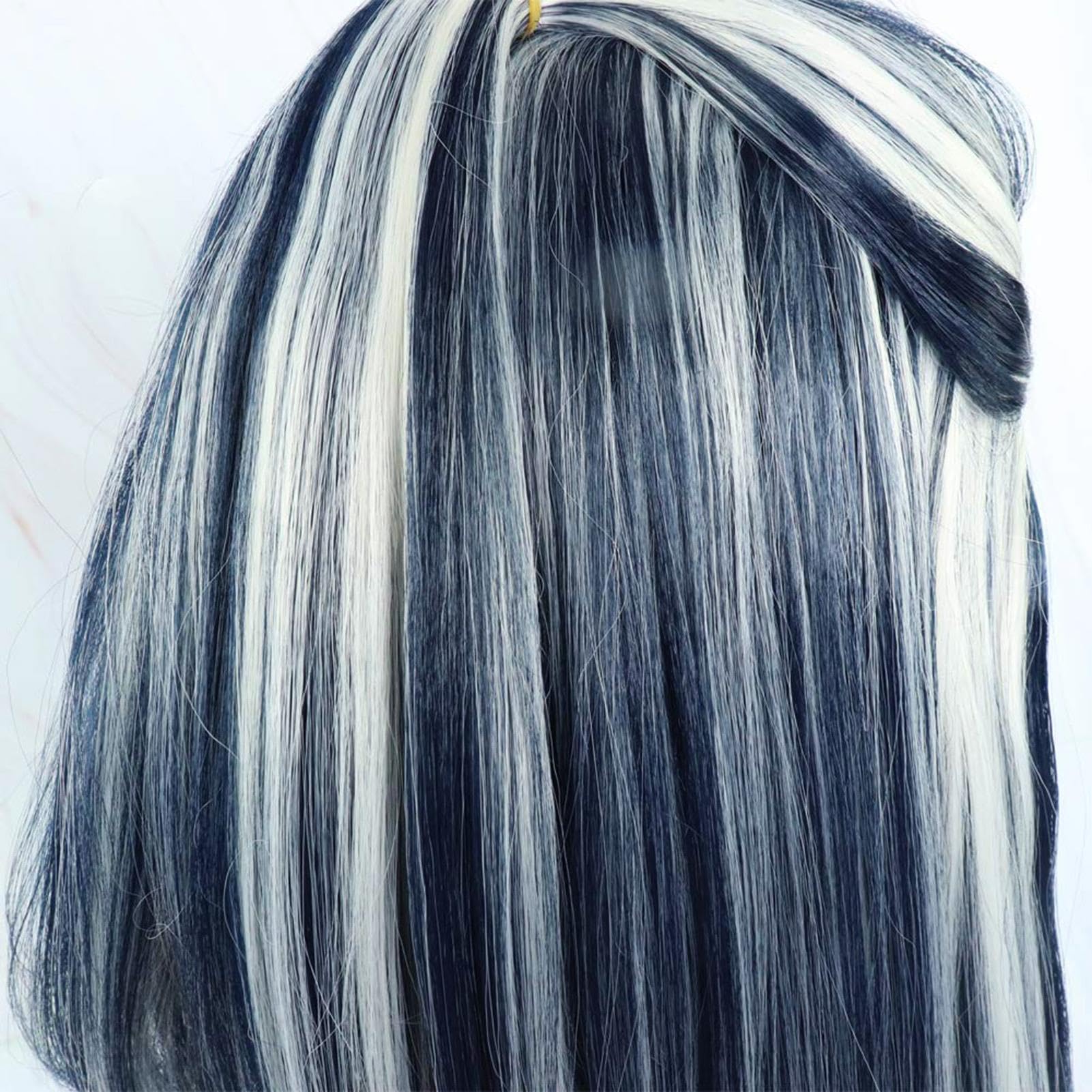 ZNTU Frankie side profile highlighting face-framing layers and natural-looking movement