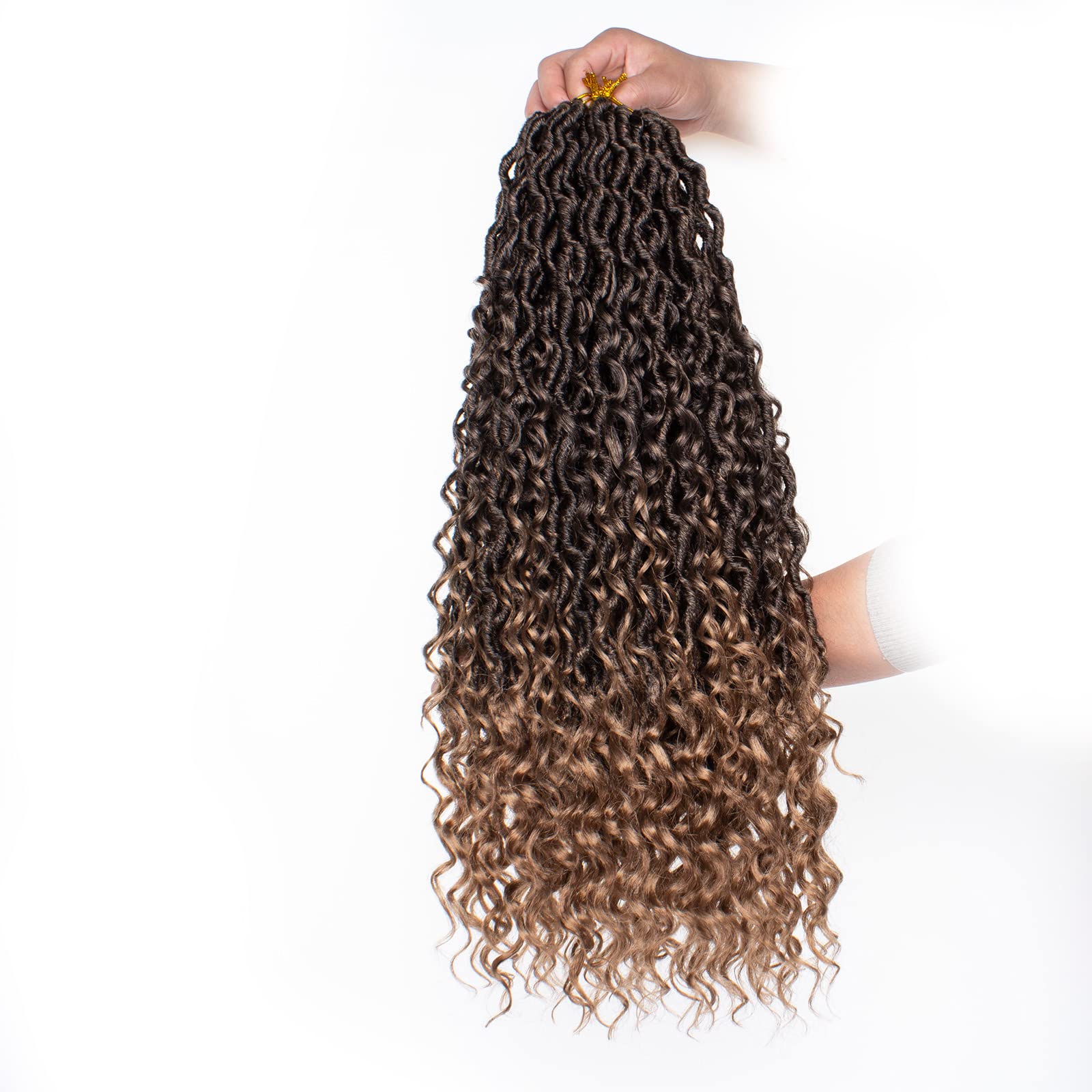 ZRQ lifestyle image beach look demonstrating boho vibe benefit